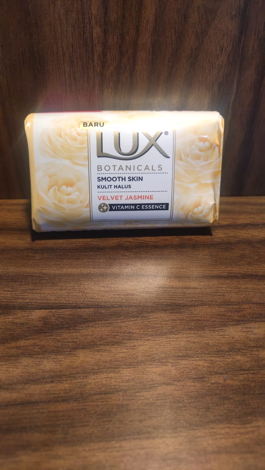 lux HW velvet jasmine